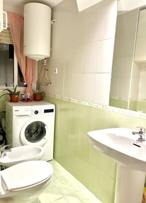 Bonito Apartamento. Estadio Wanda - Metro Sanblas Apartment Madrid Luaran gambar